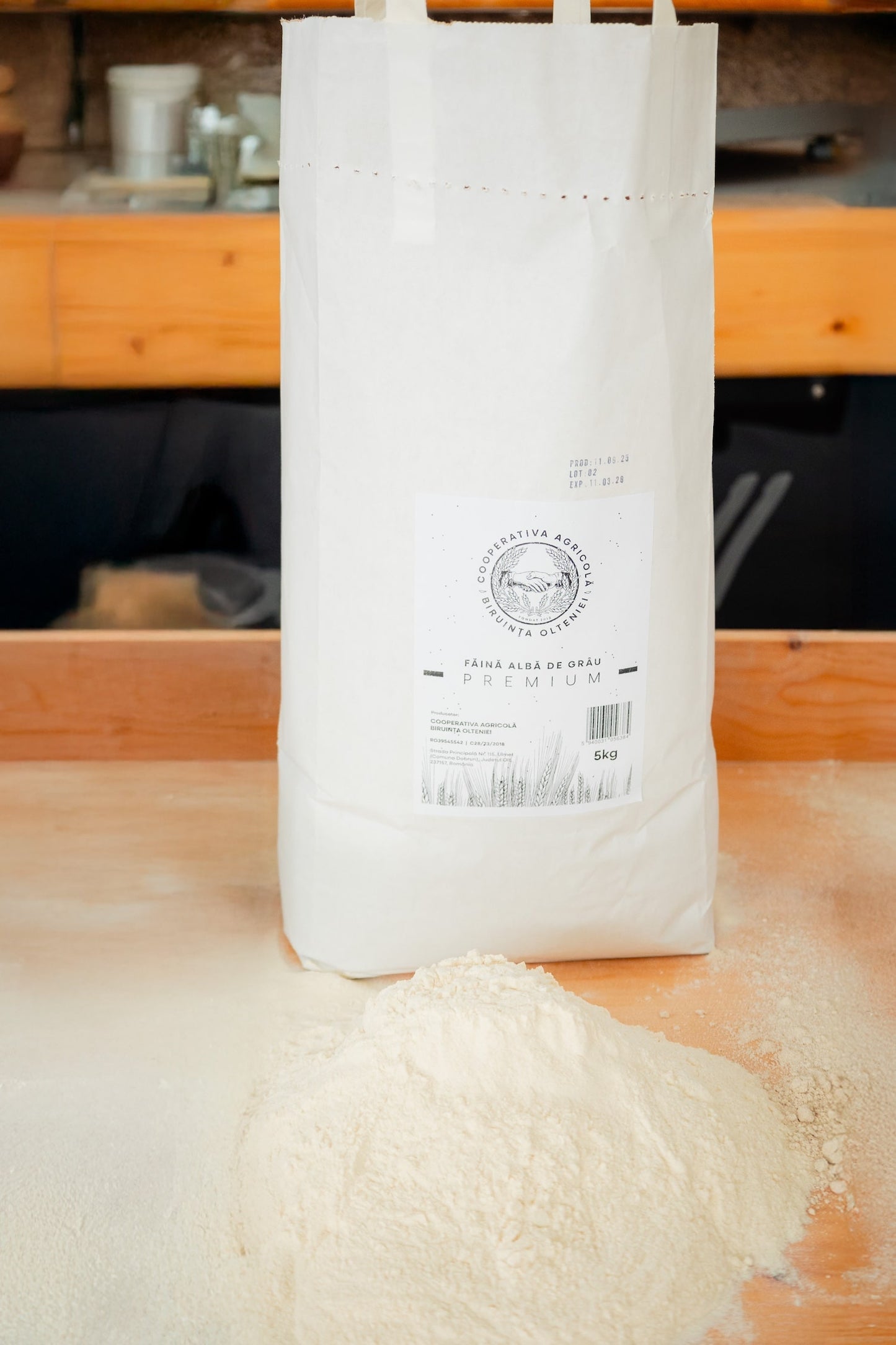 Făină albă de grâu PREMIUM (5 kg / 15 kg / 25 kg)